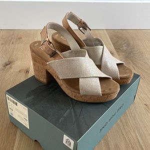 Toms sandals